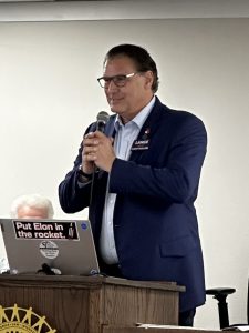 Michael Lange speaking